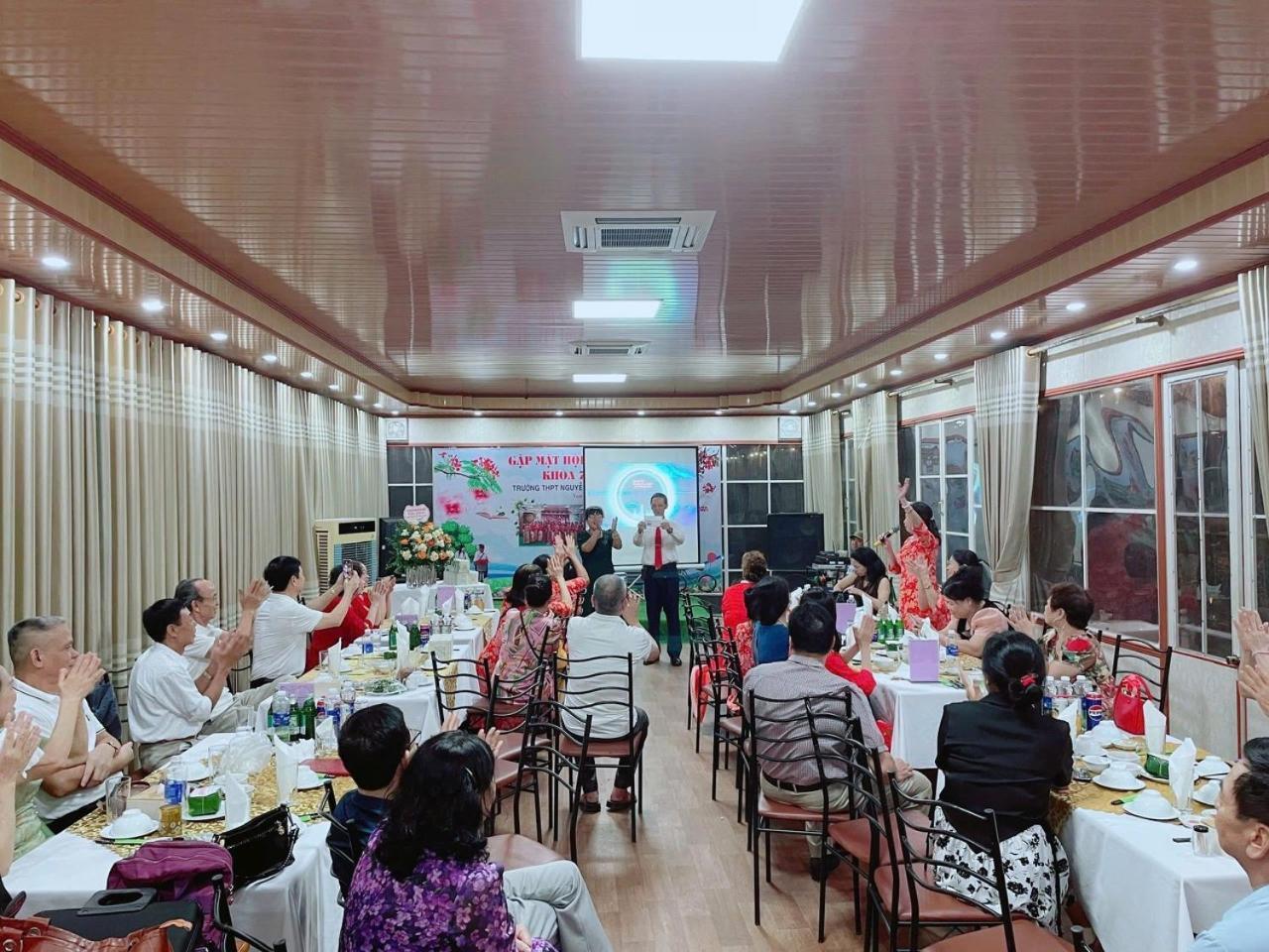 Khu Du Lich Sinh Thai Nui Ngam Nam Dinh Exterior foto